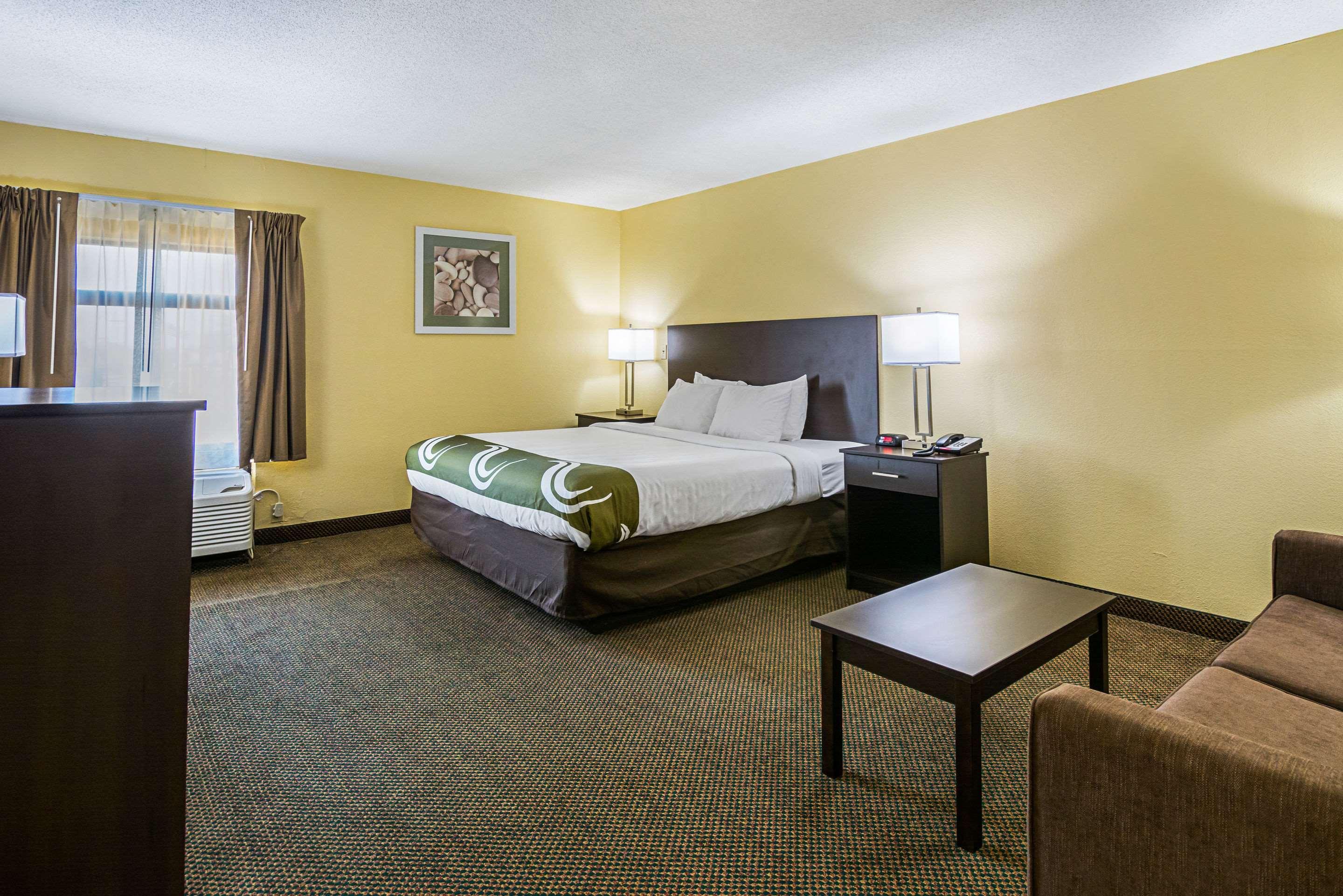 Hotel Quality & I-74 Greensburg